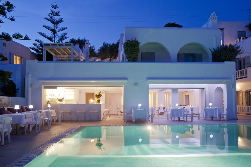 Grace-Mykonos-Resort-restaurant-1024x684