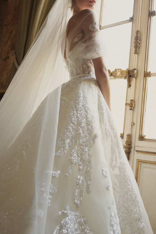elie-saab-fall-22-bridal-09