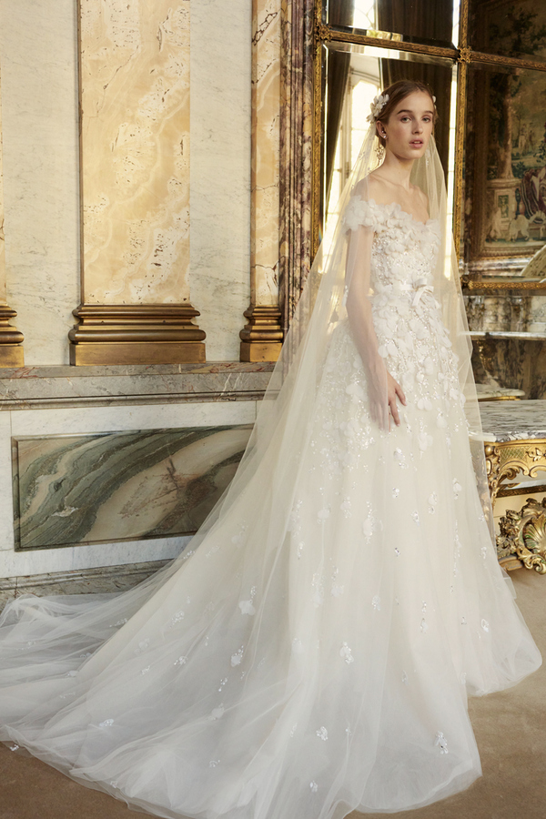 elie-saab-fall-22-bridal-22