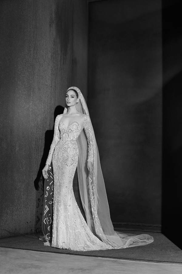 RETRO BRIDAL STYLES FROM THE ZUHAIR MURAD SPRING SUMMER 2022 COLLECTION