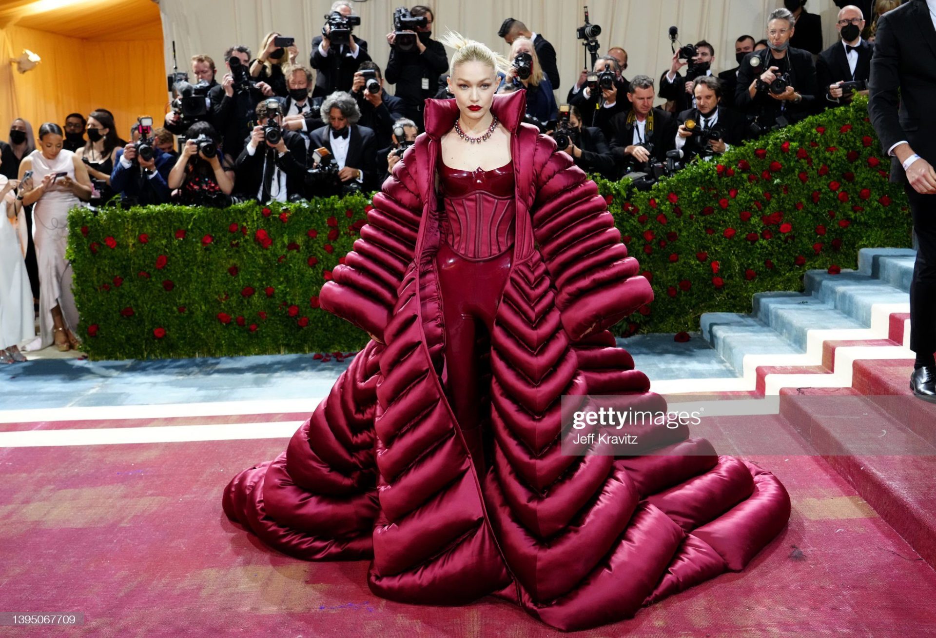 2022 MET - Gigi Hadid