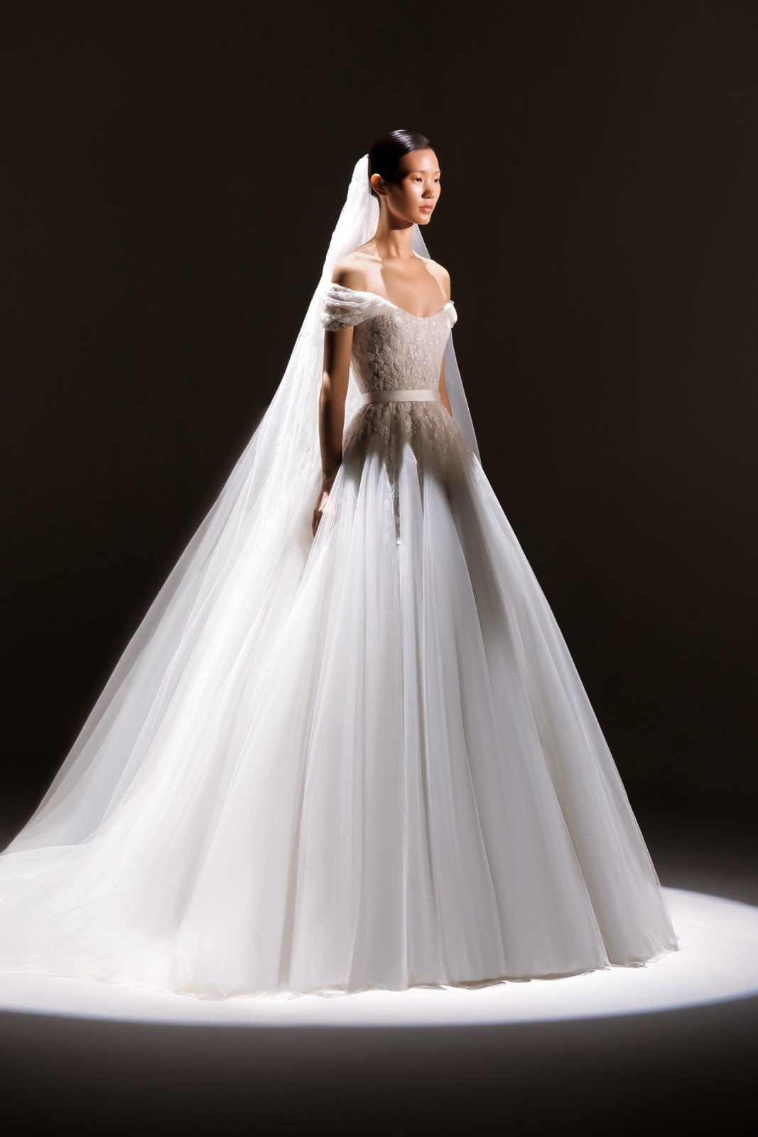 ELIE SAAB BRIDAL SPRING 2024 (06)