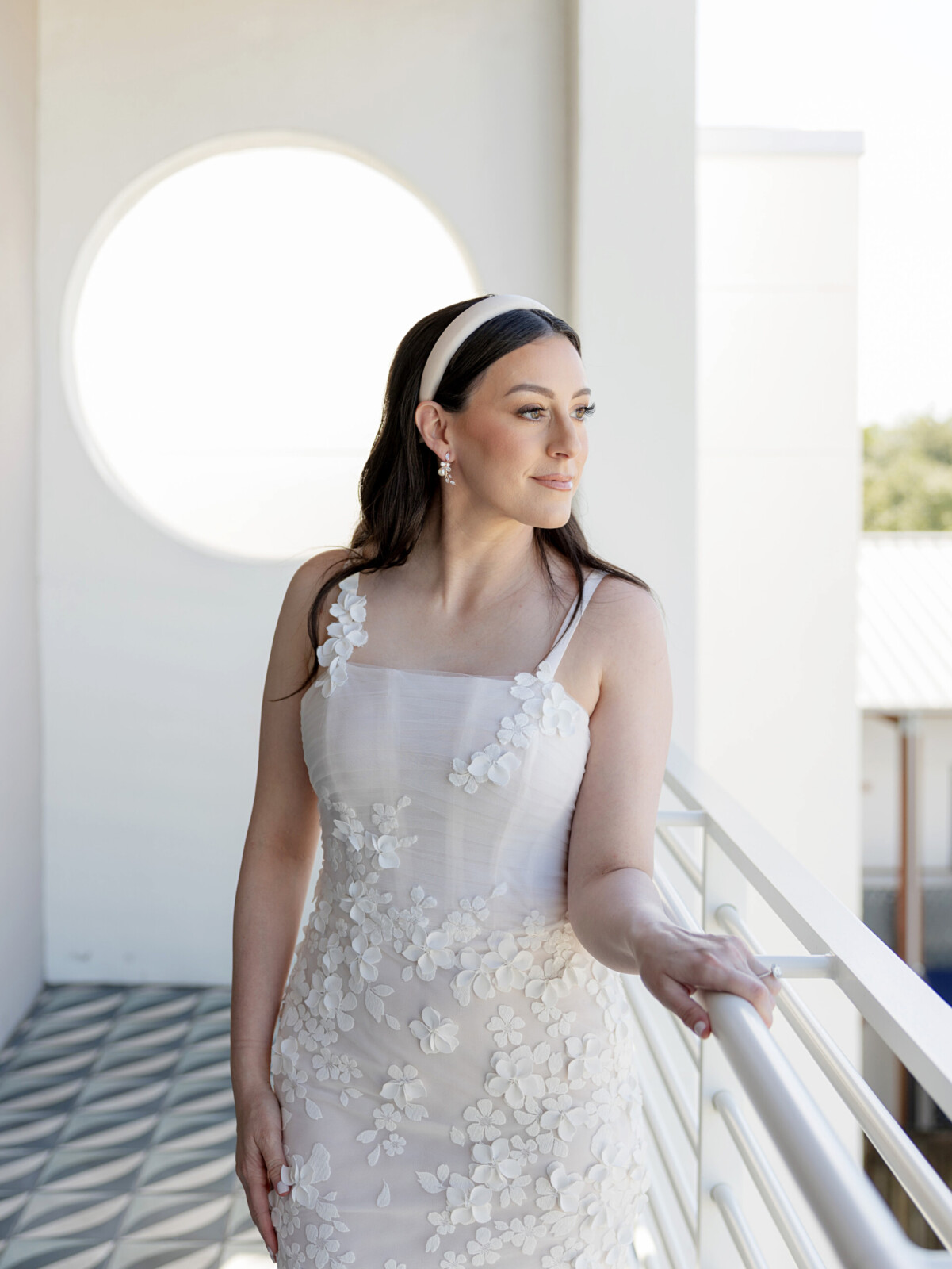 RAQUEL AND MIKE'S SNEAK PEEKS