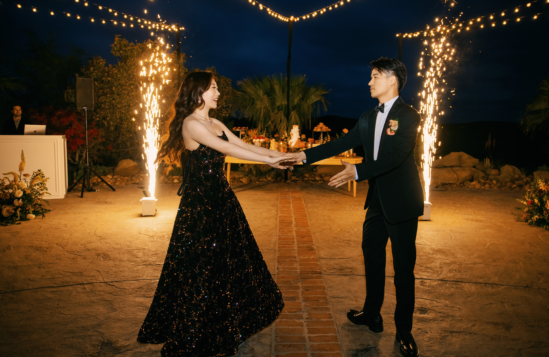 M & J Real Wedding Manna Sun12