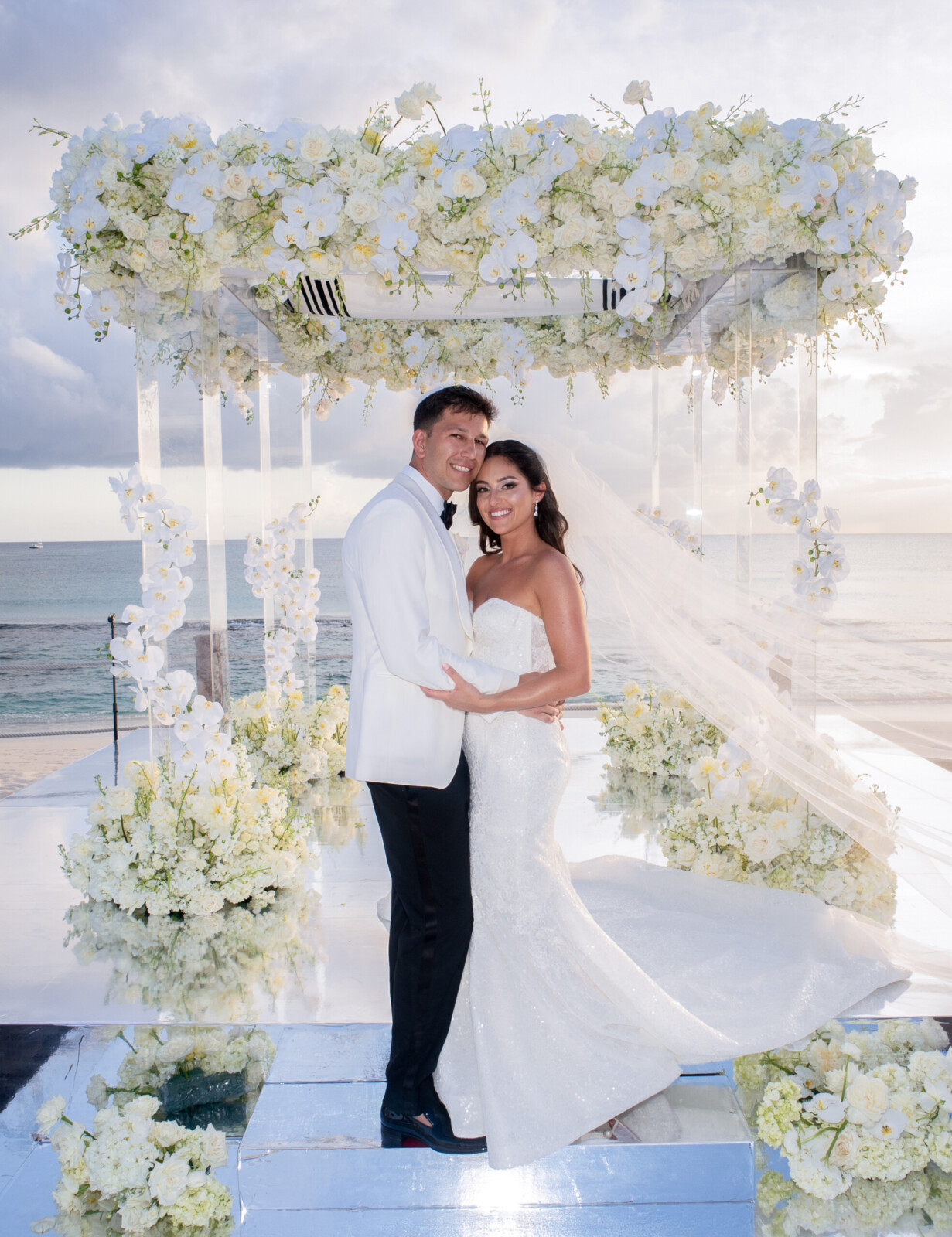 bride and groom destination wedding in Grand Cayman