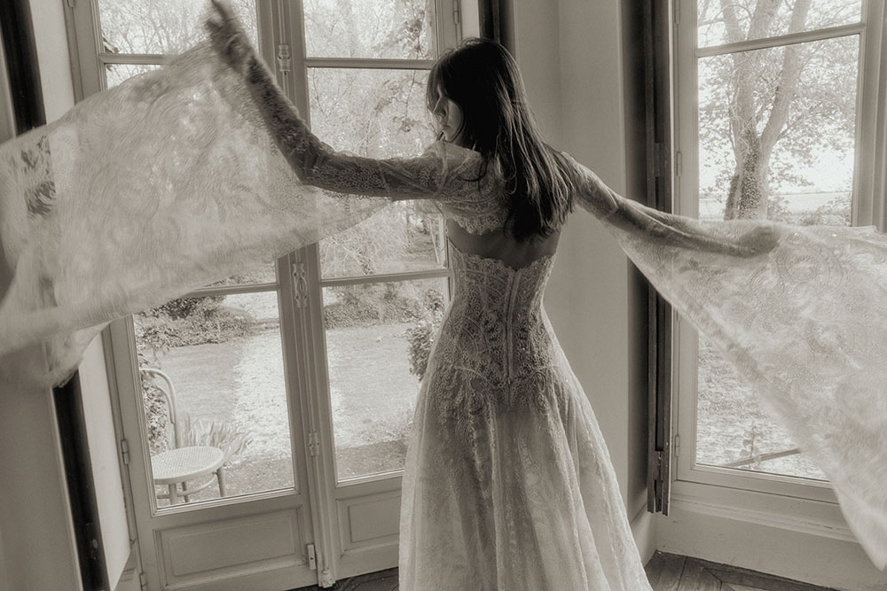 dana harel wedding dress