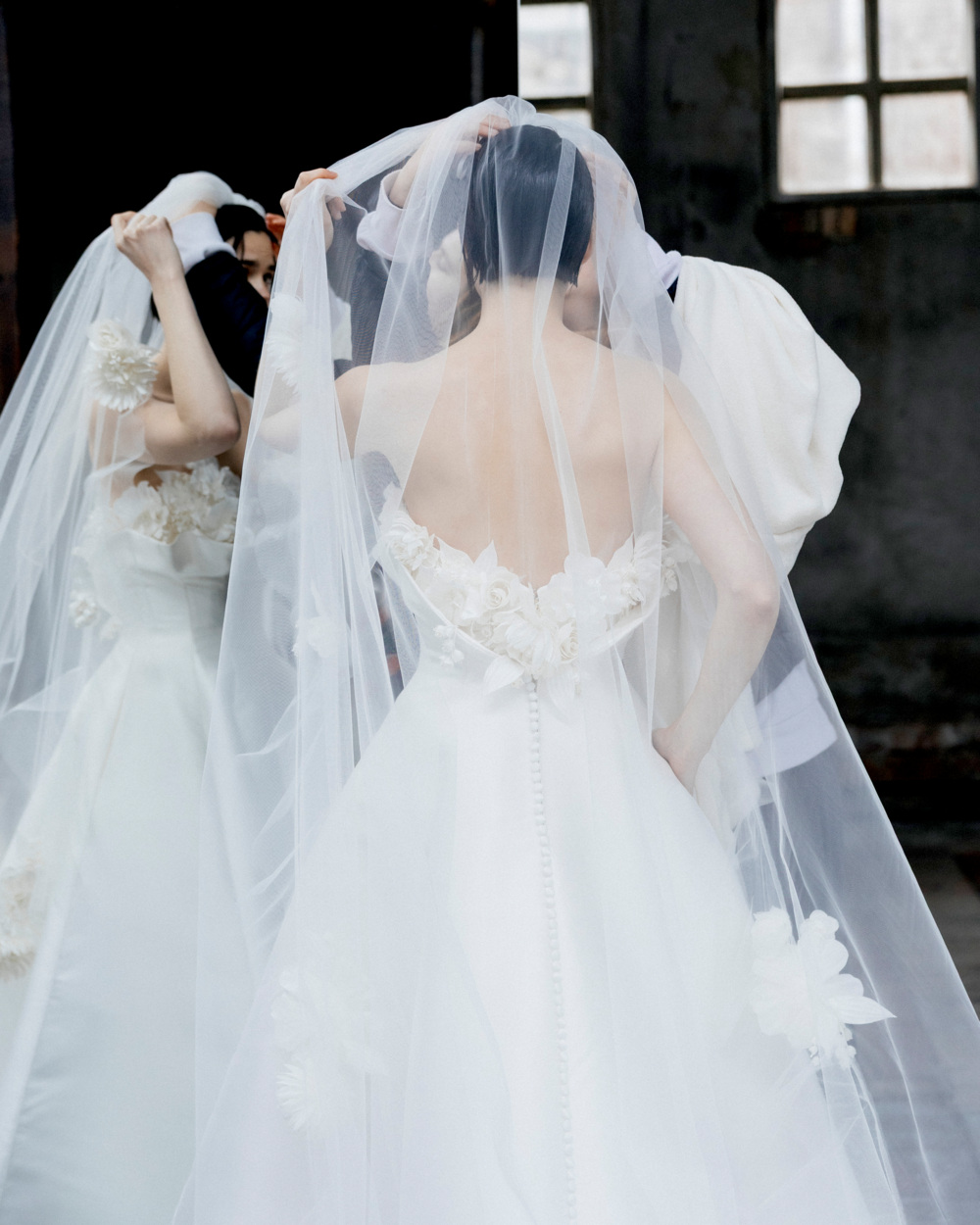 viktor&rolf spring 2027 wedding dress