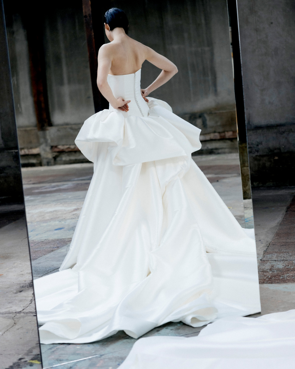 viktor&rolf spring 2027 wedding dress