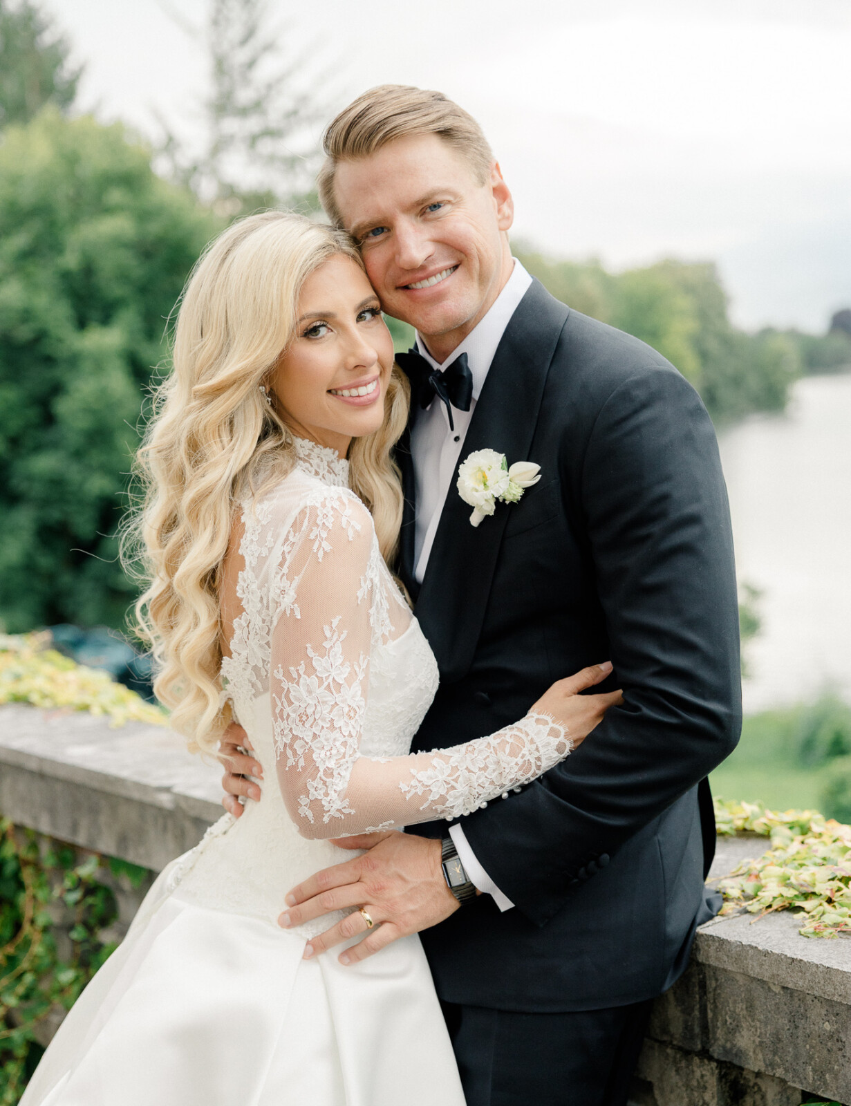 bride and groom wedding portrait at Schloss Leopoldskron