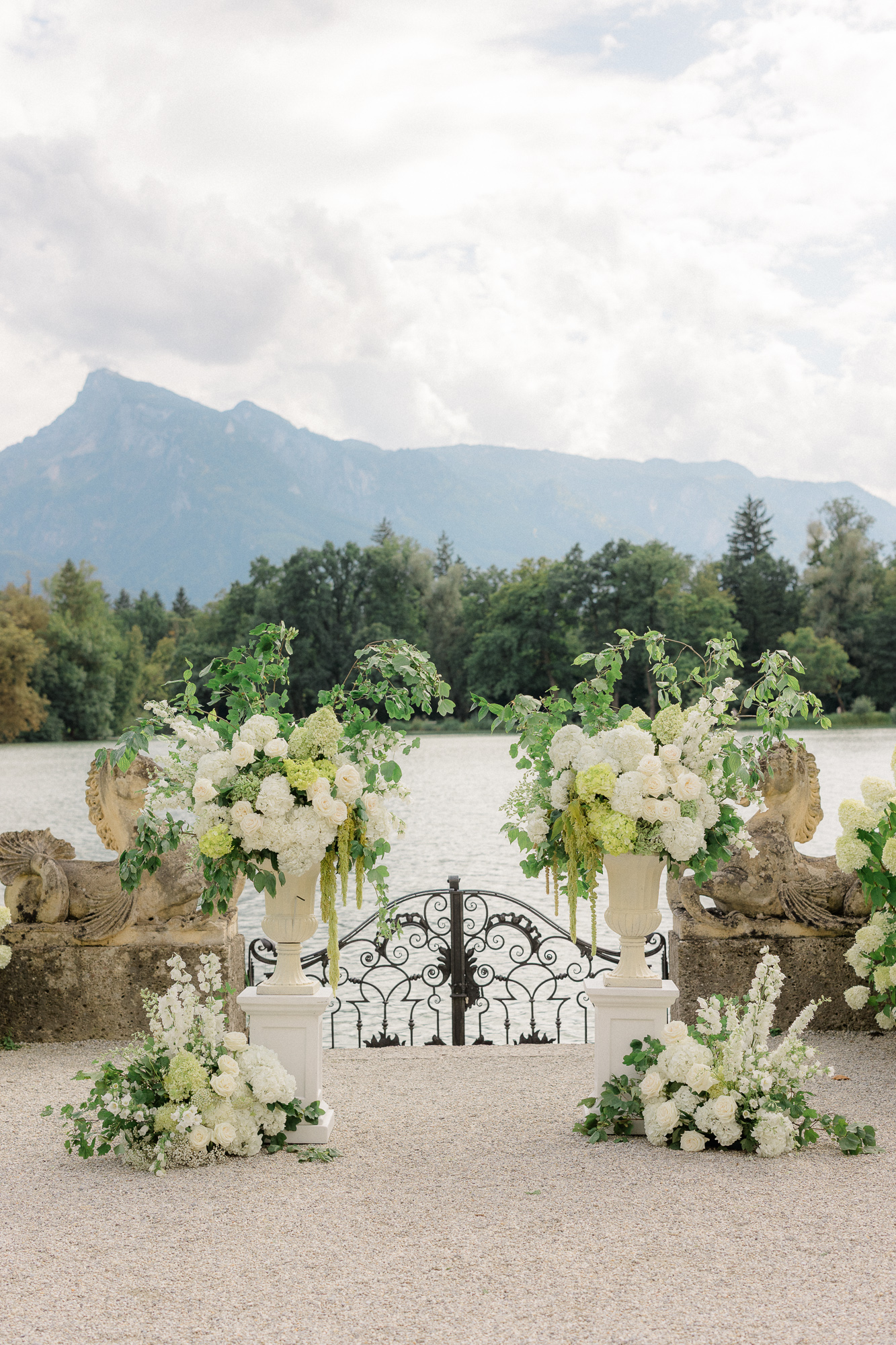 outdoor wedding ceremony decor at Schloss Leopoldskron 