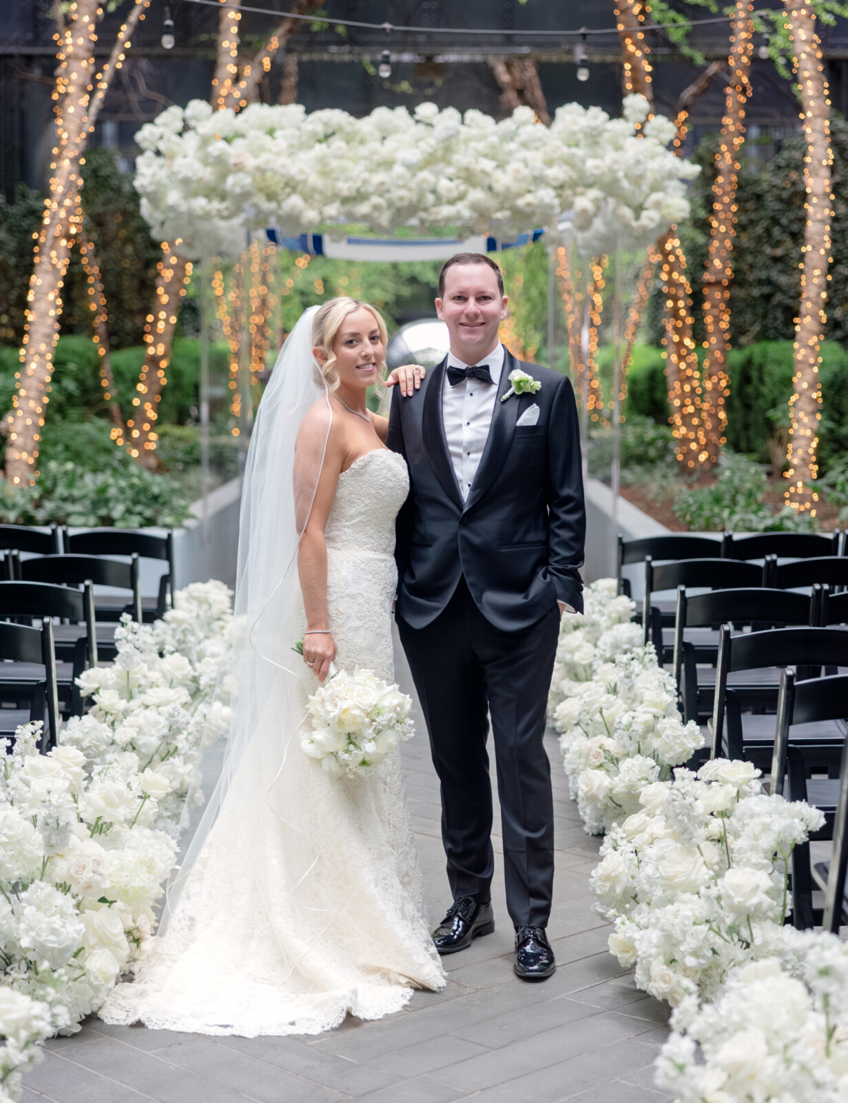bride and groom wedding ceremony at Pendry Baltimore