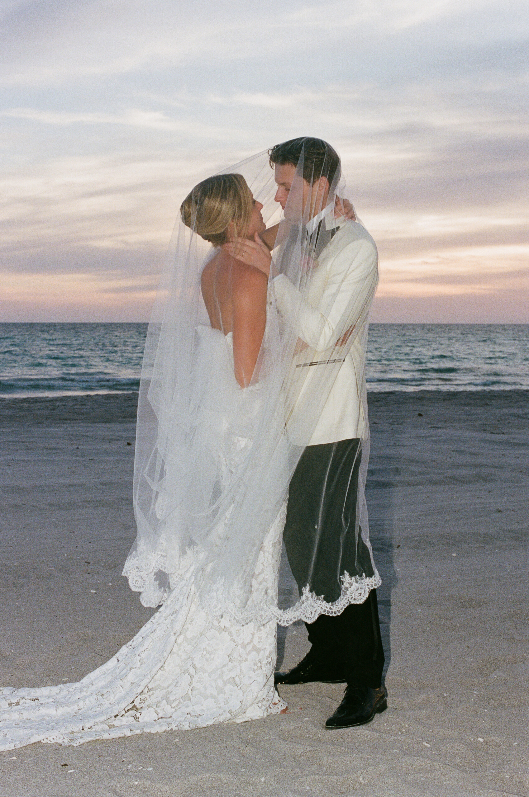ZoeNicoWeddingFilm-EverencePhotography-303